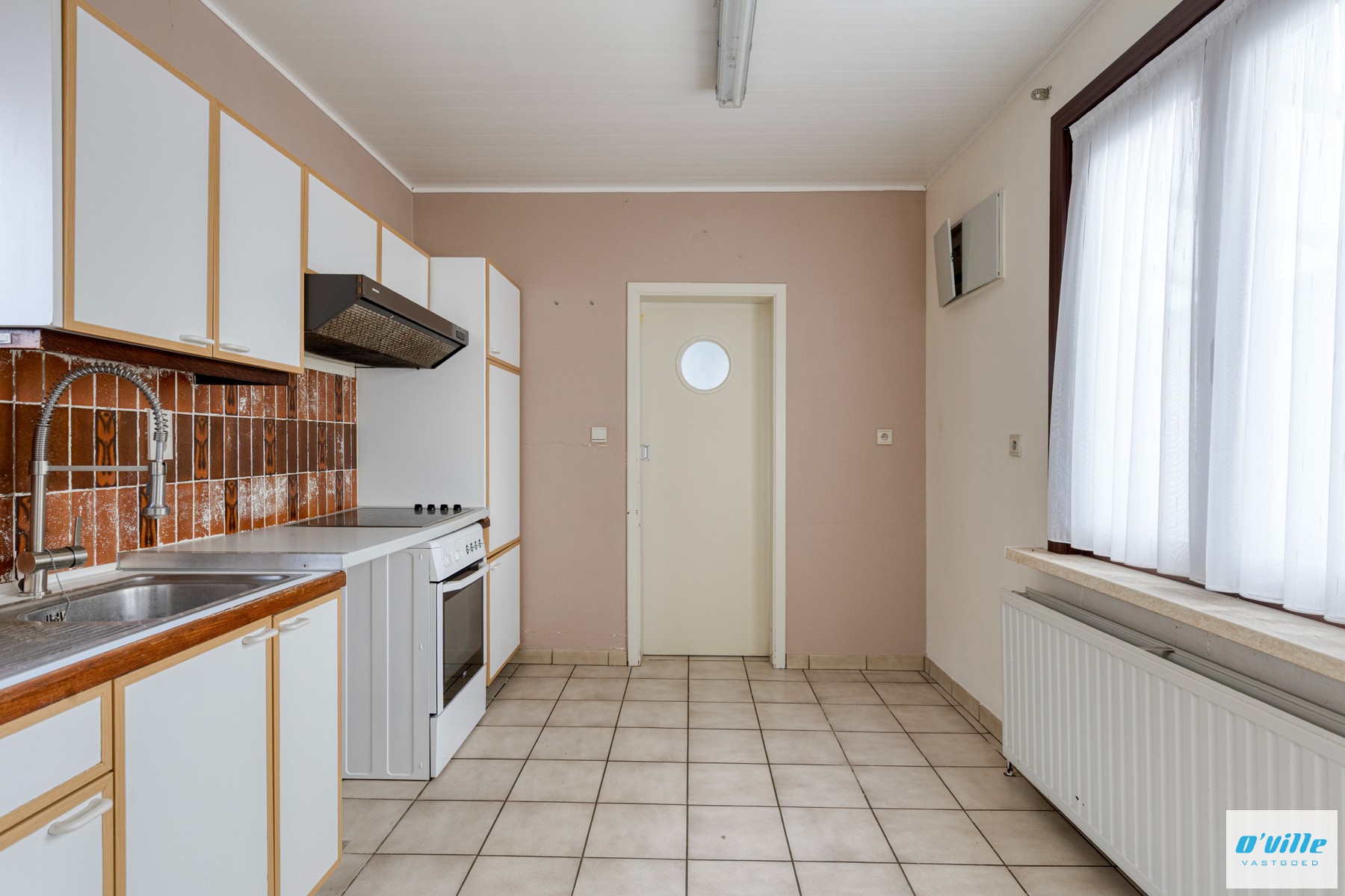 COSY STYLISH HOUSE WITH A WONDERFUL SPACIOUS GARDEN - photo 5