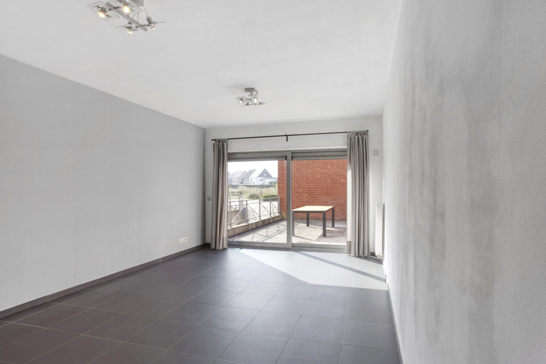 Gelijkvloers app. (1 slaapkamer) INCL. staanplaats &amp; berging - foto 2