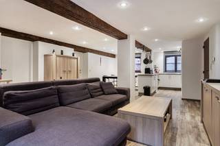 Ontdek dit instapklaar 1-slaapkamerappartement, gelegen in een rustige, autoluwe straat midden in het bruisende, historische centrum van Gent op...