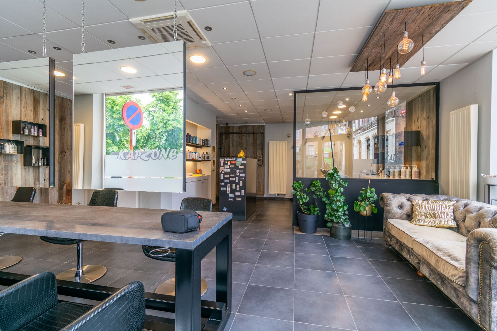 Een handels gelijkvloers op een perfecte commerciële (Possozplein)! - foto 4