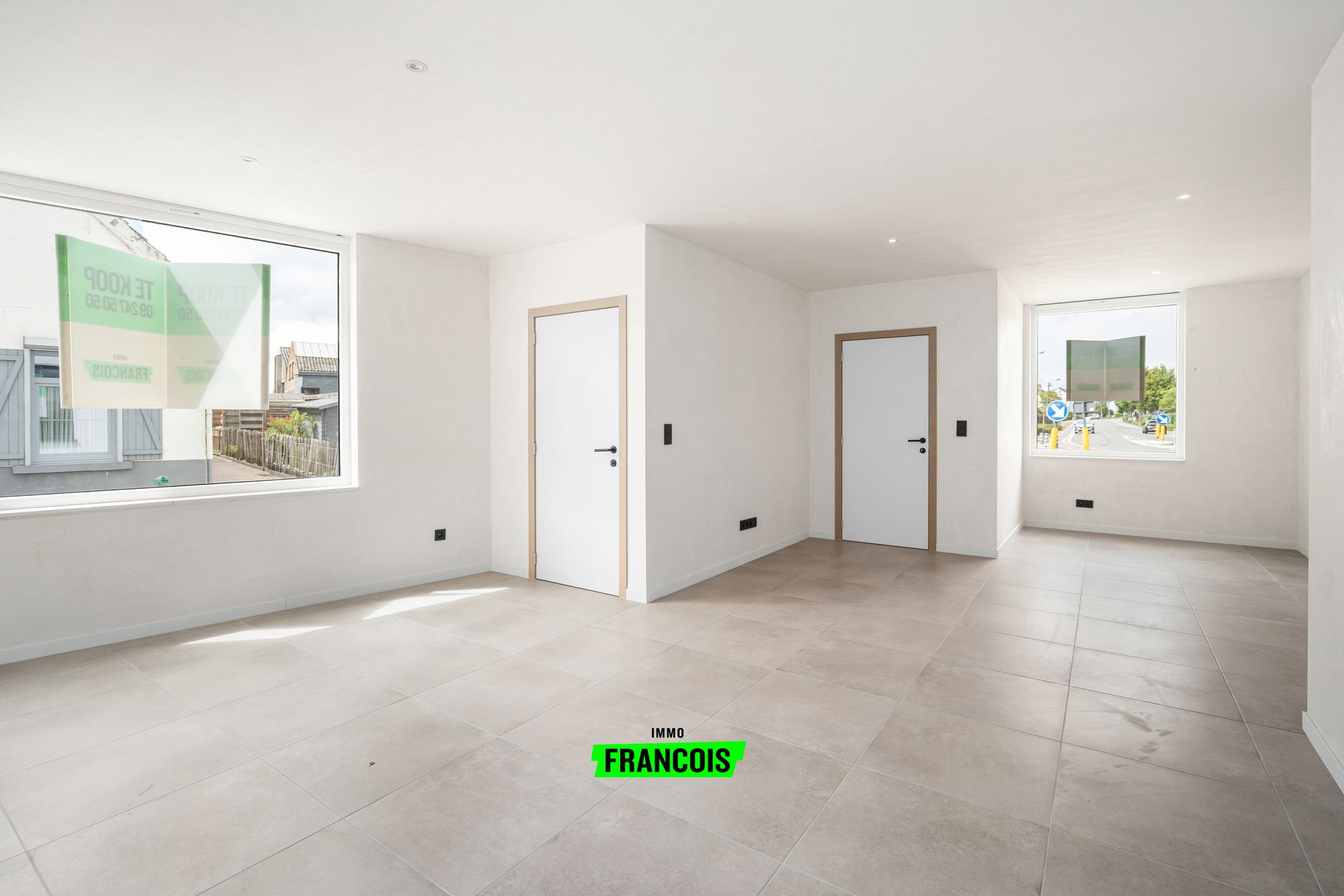 Gerenoveerde en uiterst energiezuinige woning in Lievegem - foto 3