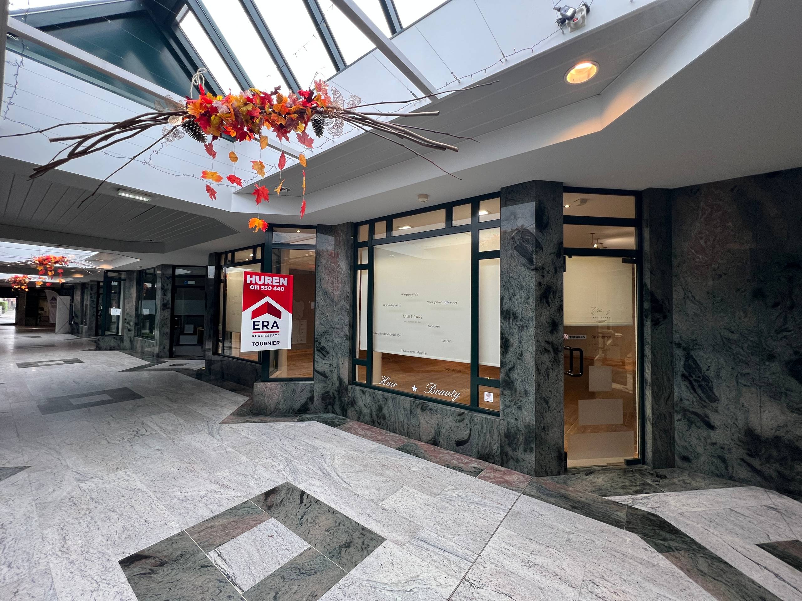 Commercial à louer à Lommel - photo 2