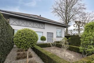 Deze eigendom wordt aangeboden via Power-sale. De vermelde prijs is een instelprijs. Interesse in een bezoek of meer info over deze koopmethode?...