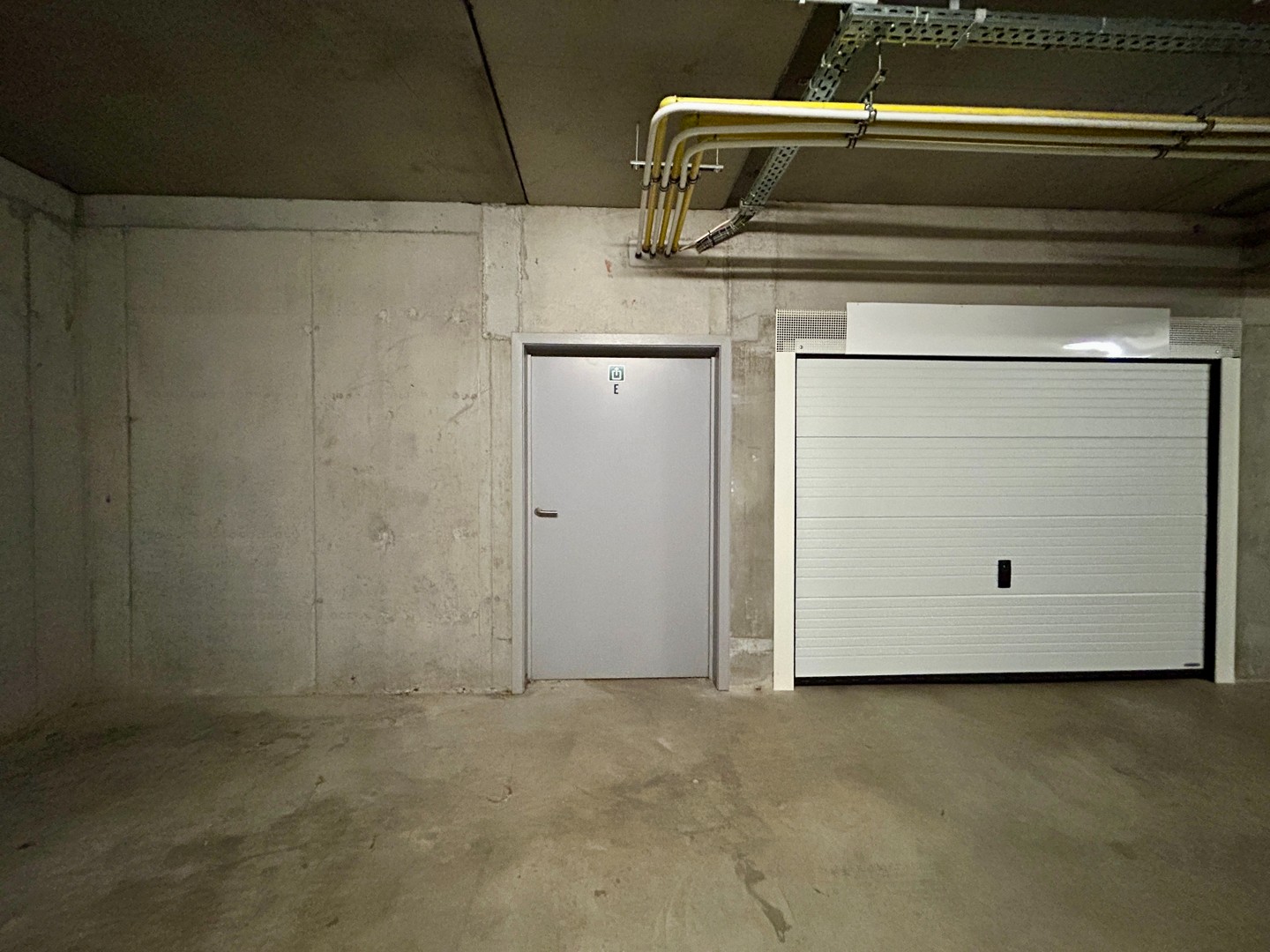 Kelderberging in residentie Conincklijke Passage te centrum Roeselare! - foto 2