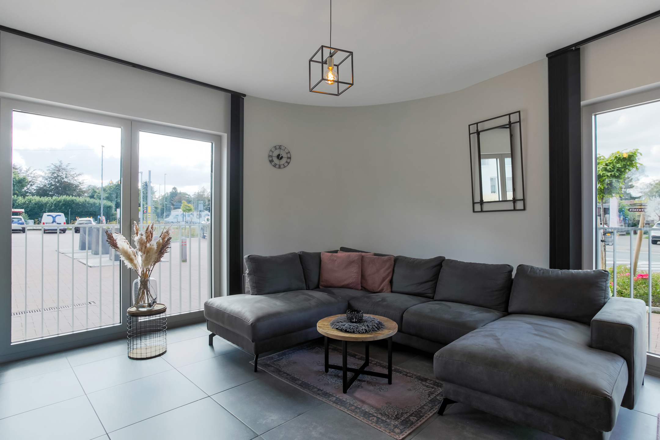 BEN Gelijkvloers appartement met 2 slaapkamers en garage  - foto 2