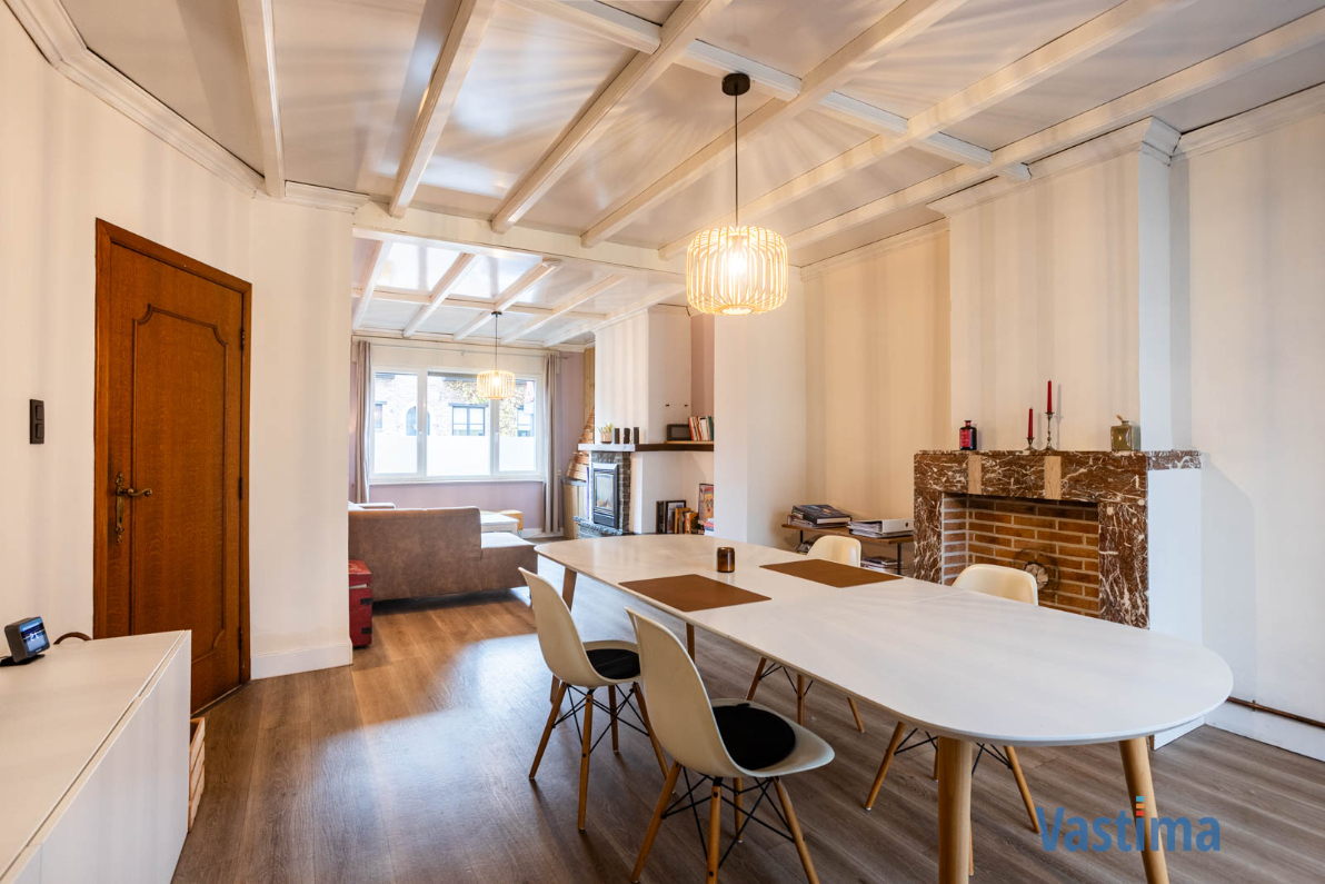 Gerenoveerde gezinswoning met tuin in Erembodegem - foto 4