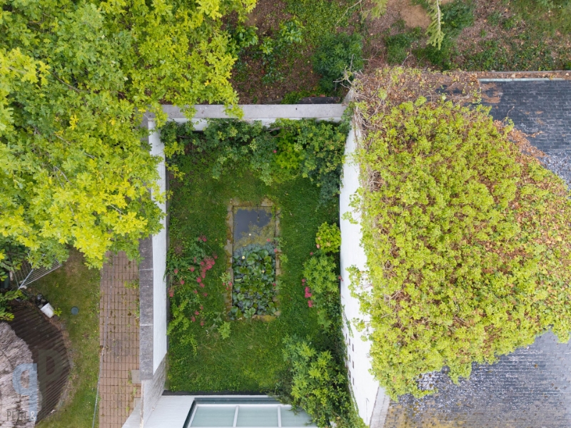 Grote woning met 5 slaapkamers en dubbele garage op 1780m² - photo 4