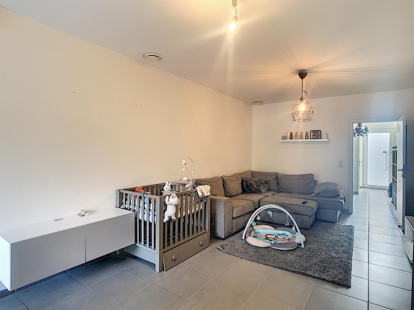 Recent gelijkvloers appartement met fijn tuintje. - foto 2