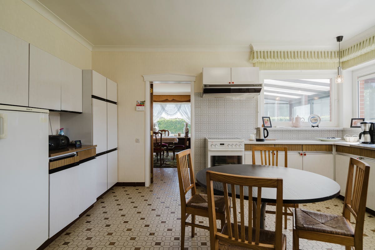 Ruime villa op 1.515 m² met groen verzicht te Otegem - foto 5