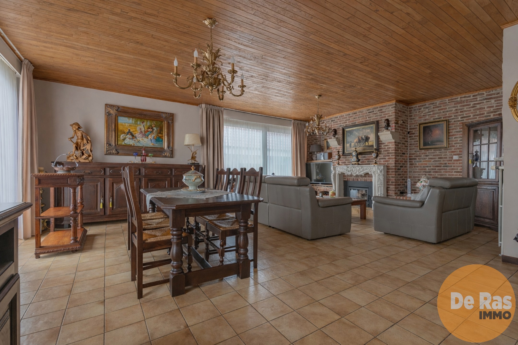 HILLEGEM - Mooie bungalow in rustige woonwijk op toplocatie - foto 3