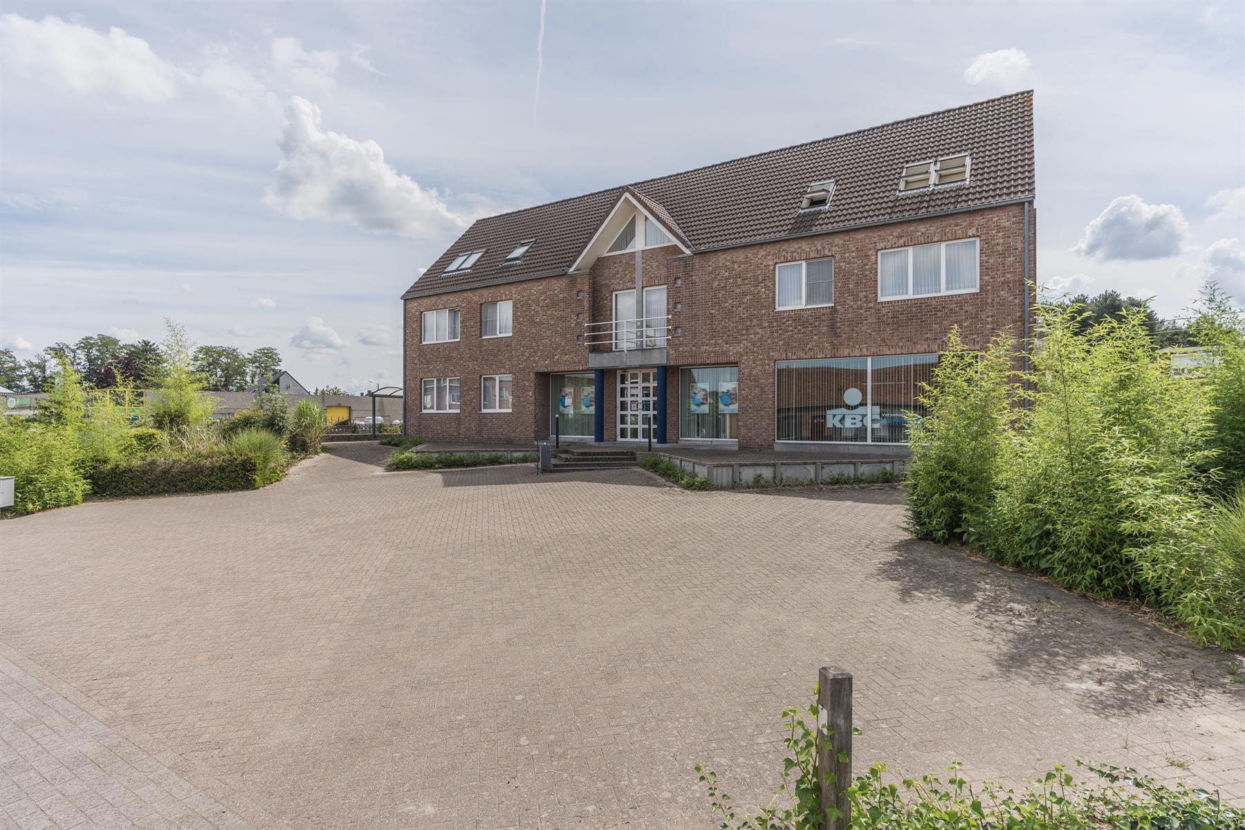 Instapklaar dakappartement met 75m² bewoonbare oppervlakte - foto 2