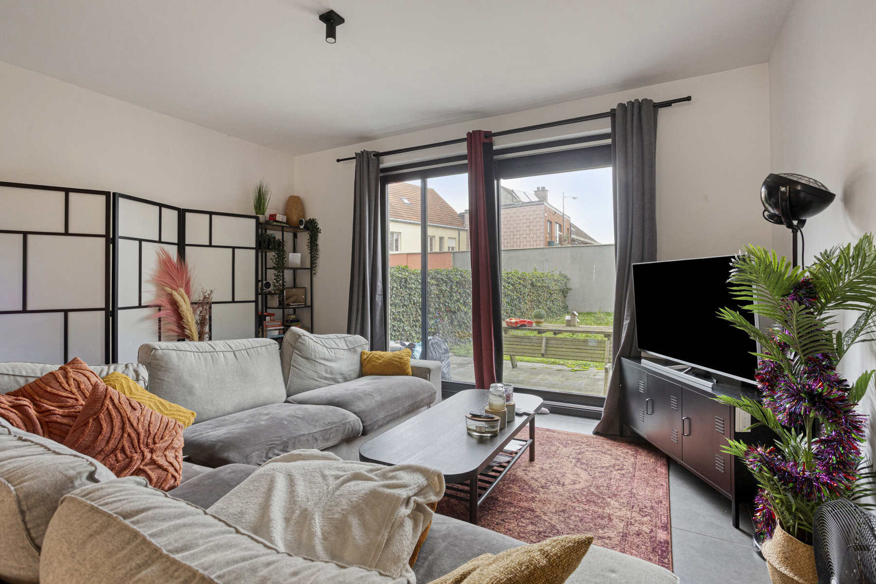 Moderne woning met drie slaapkamers nabij het centrum van Sint-Katherina-Lombeek. - foto 4