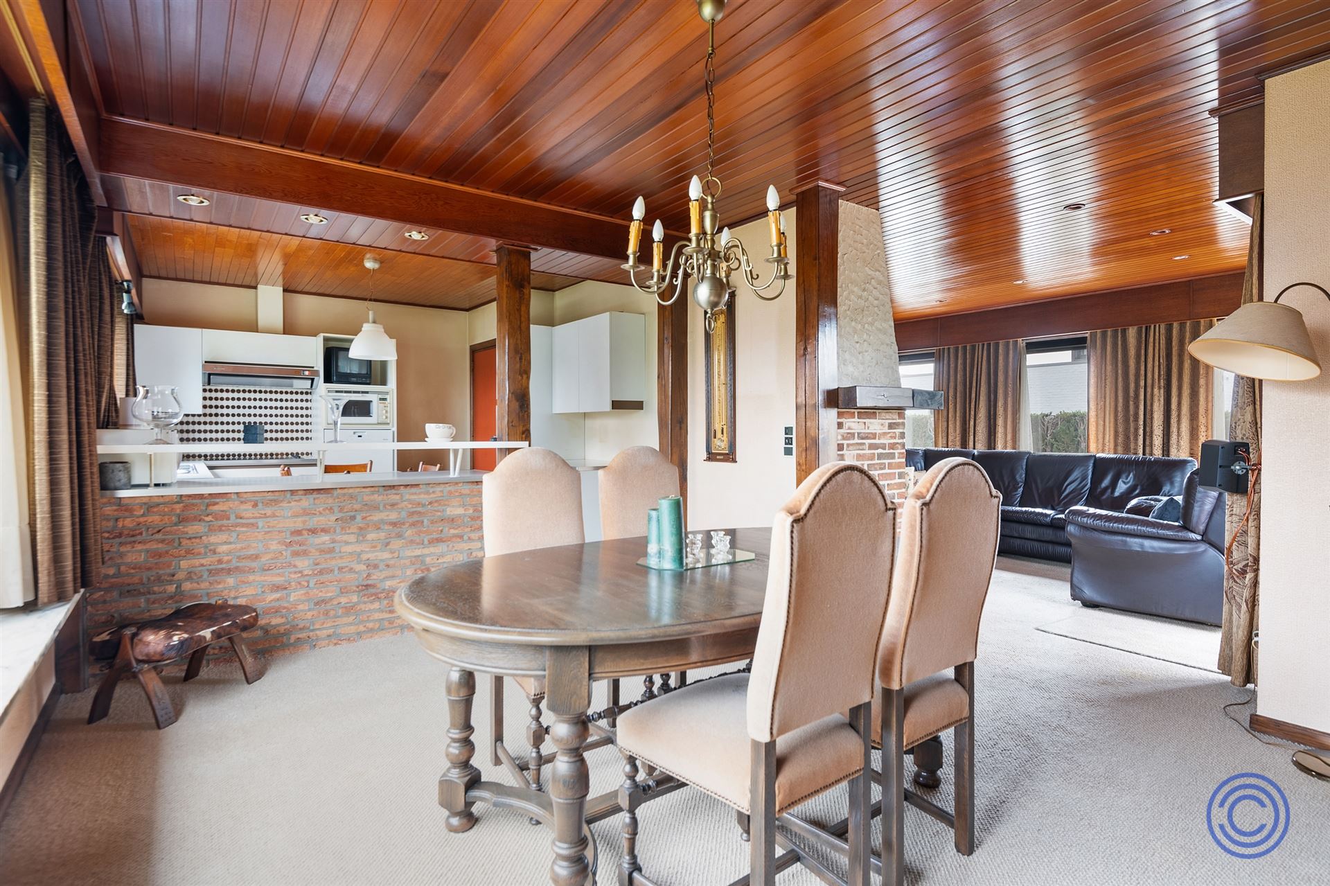 Te renoveren 3-slpk woning met west georiënteerde tuin! - foto 2