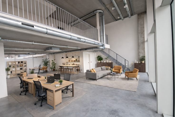 200 m² commerciële ruimte met mezzanine in hartje Merchtem – toplocatie met visibiliteit - foto 3