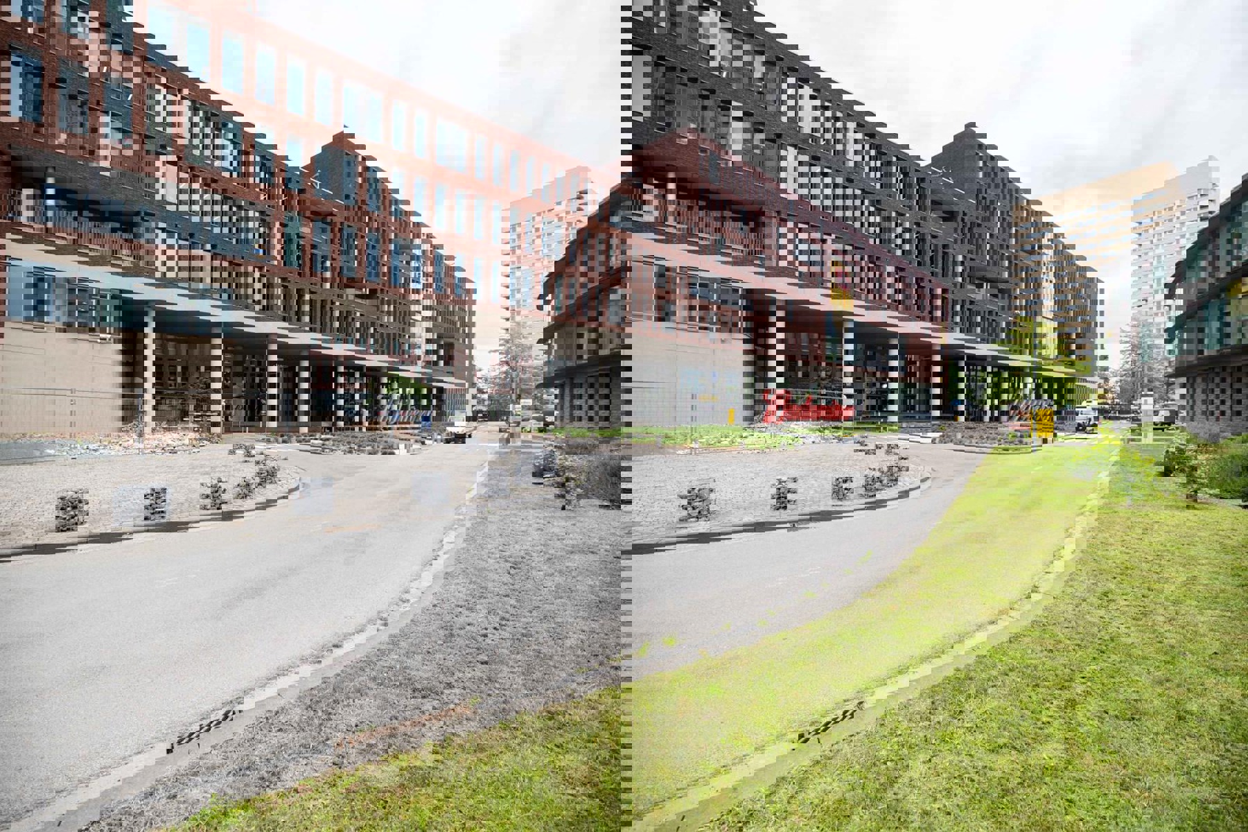 Commercial for rent in Leuven - photo 2