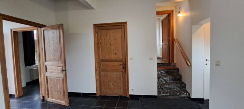 Charmewoning met landelijke inrichting, rustig gelegen in de dorpskern van Moerkerke - photo 4