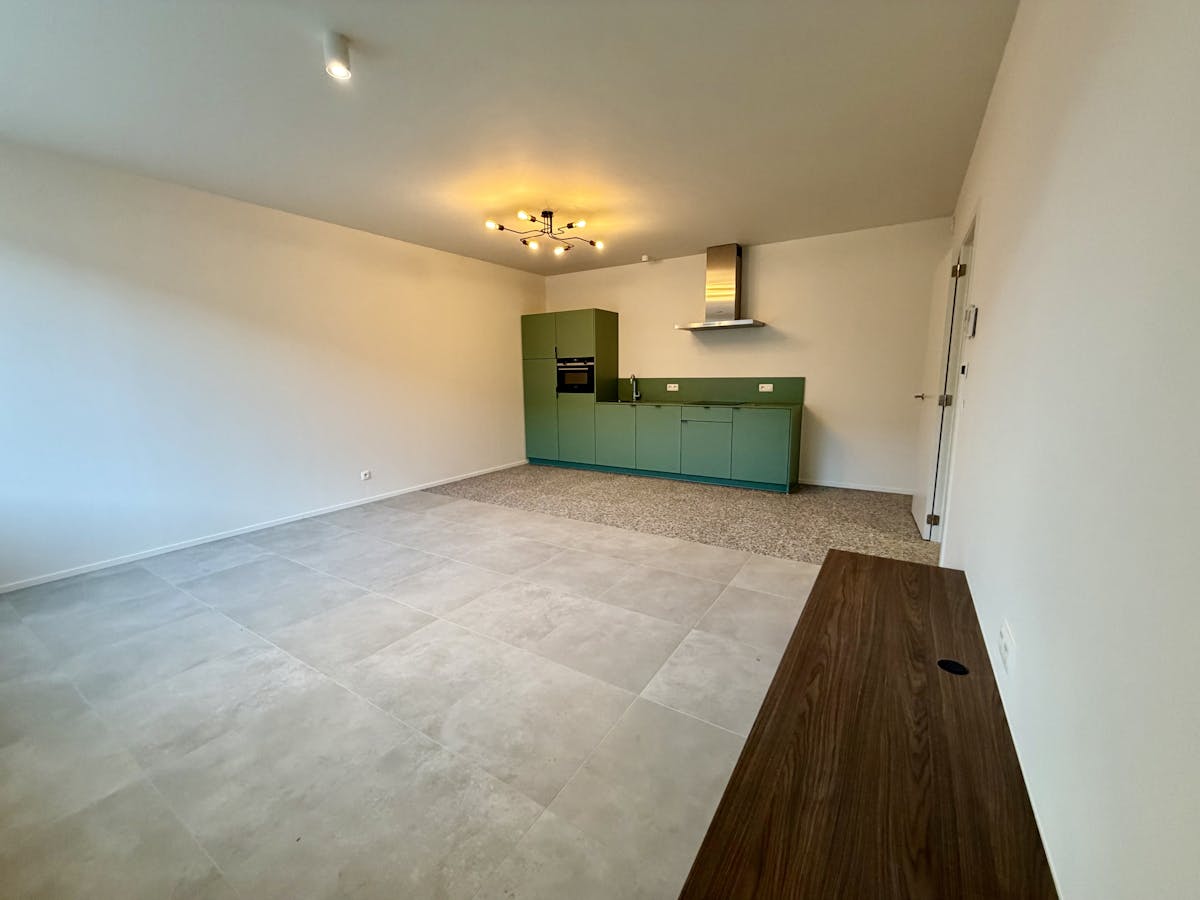 A LOUER : appartement de 2 chambres dans le centre de Hasselt. - photo 2