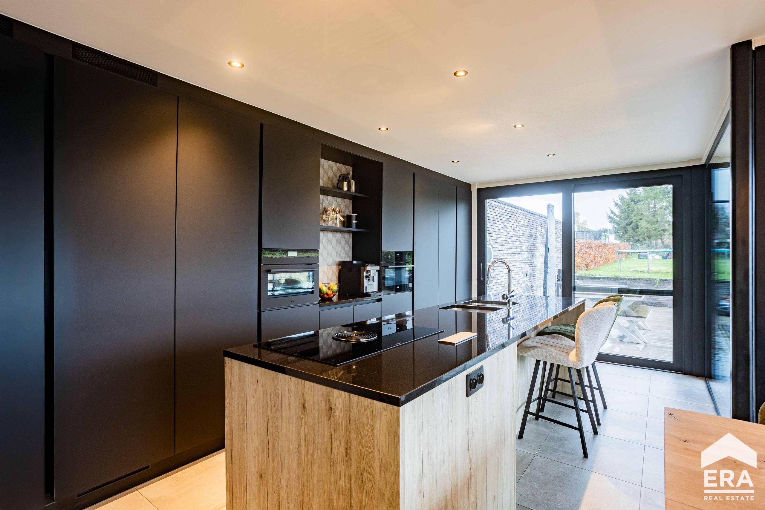 House for sale in Roosdaal with 4 bedrooms - photo 3