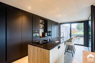 House for sale in Roosdaal