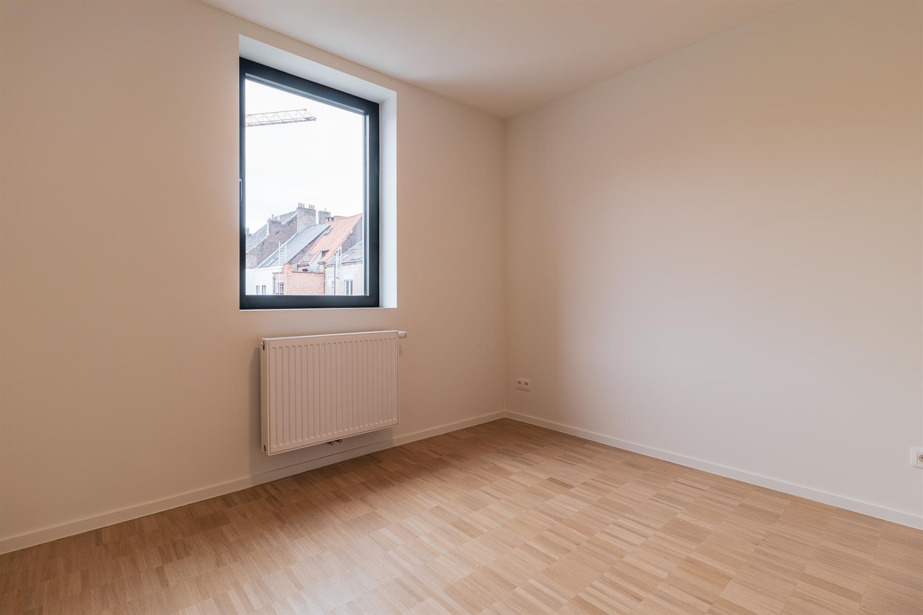 Appartement met 1 SLPK en zonneterras in Centrum Gent - foto 3