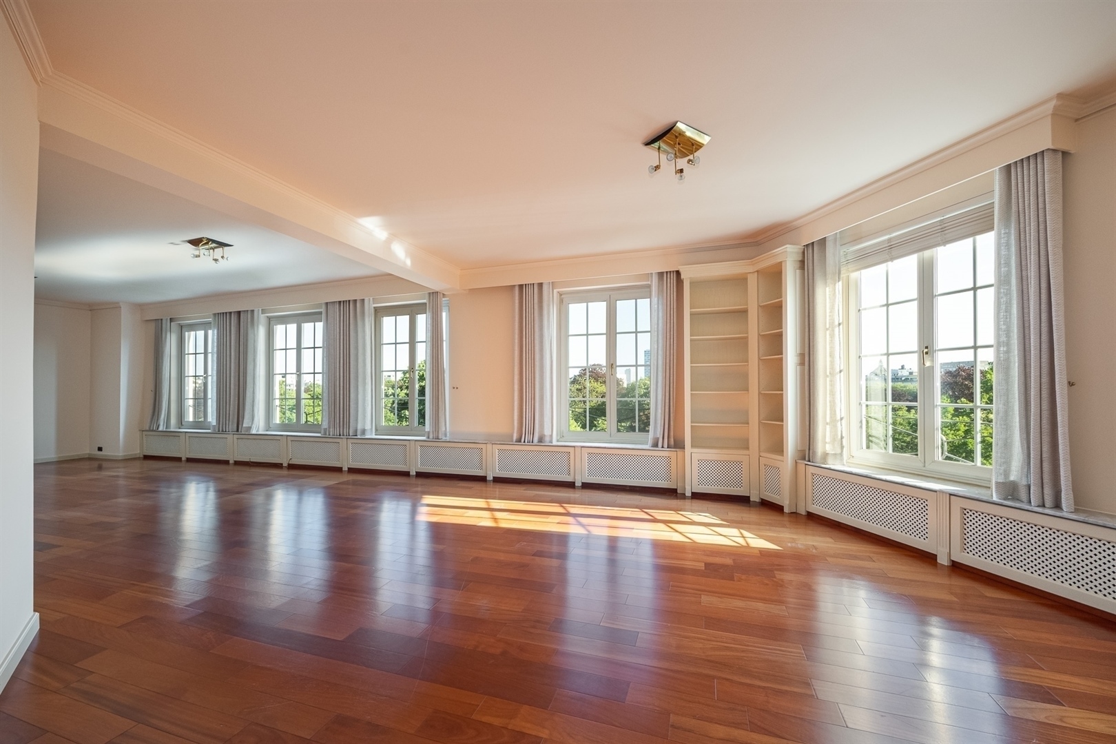Stadspark ∣ Stijlvol hoekappartement met uniek uitzicht - foto 4