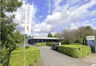 Te koop: bedrijfsgebouw met uitbreidingspotentieelGelegen in het Haasrode Science & Technology Park in Heverlee, op een ruim perceel van 5.000 m².Het...