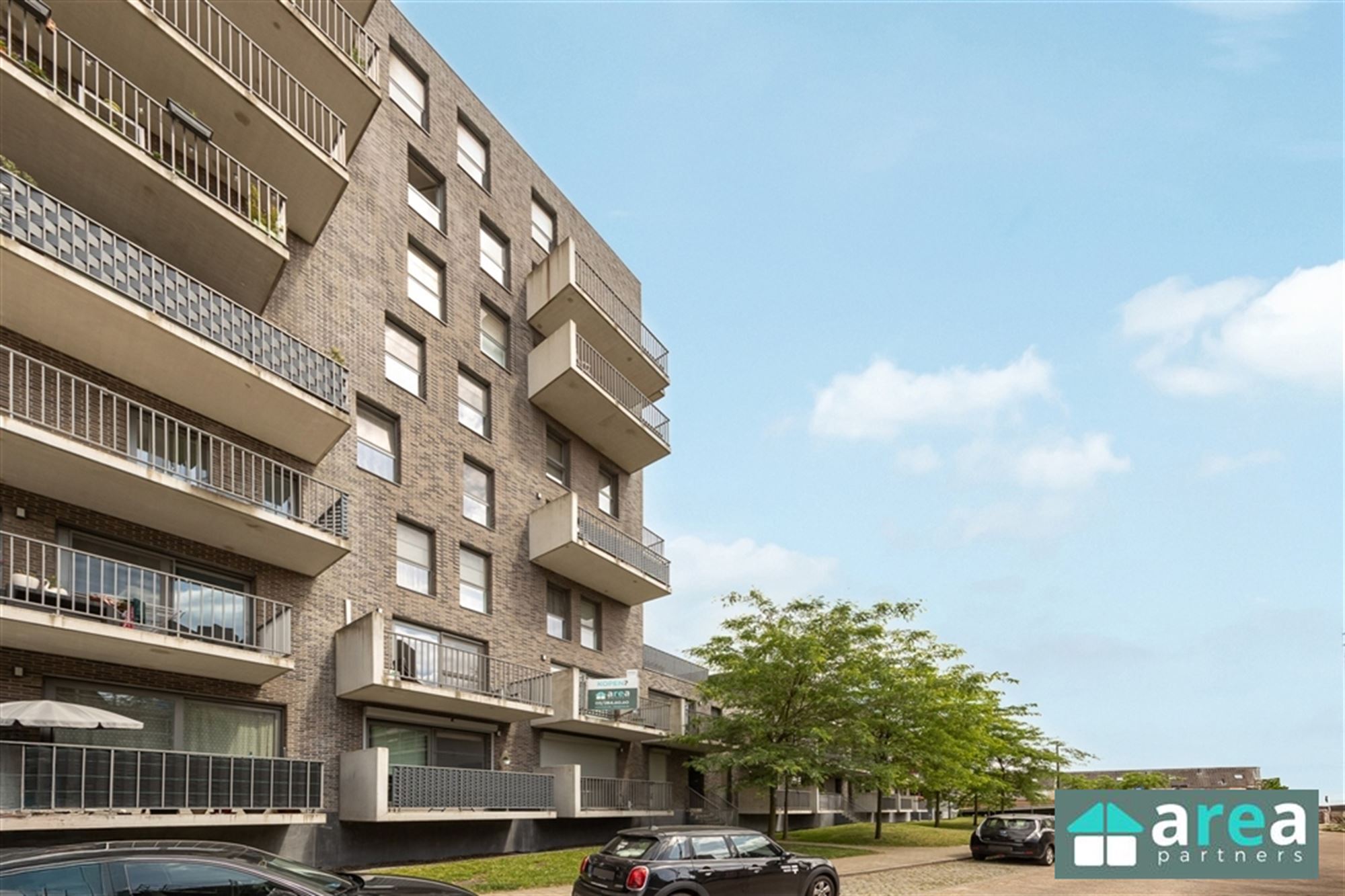 Instapklaar appartement met 2 slpk. én terras! - foto 5