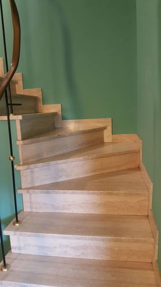 Welkom bij deze charmante 2-slaapkamer appartement in Sint-Katelijne-WaverDit gezellige appartement biedt een perfecte combinatie van comfort en...