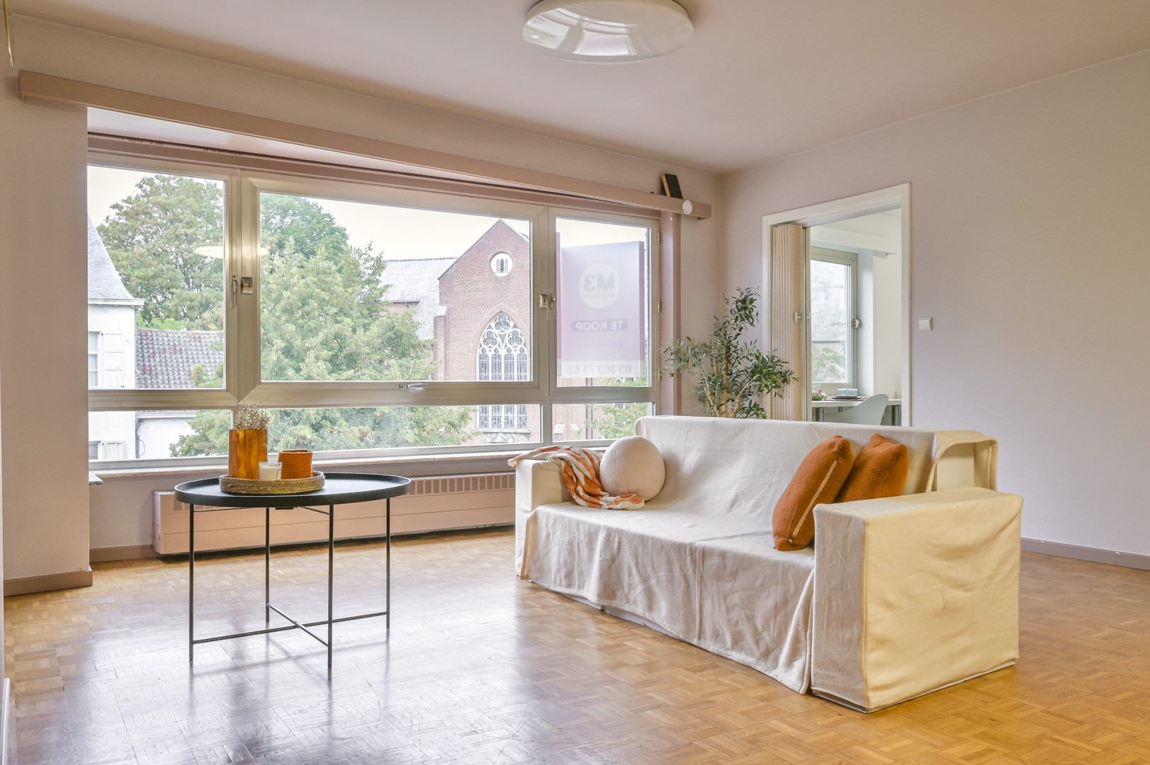 Ruim 3-slaapkamerappartement met garage in het centrum van Ruisbroek - foto 2