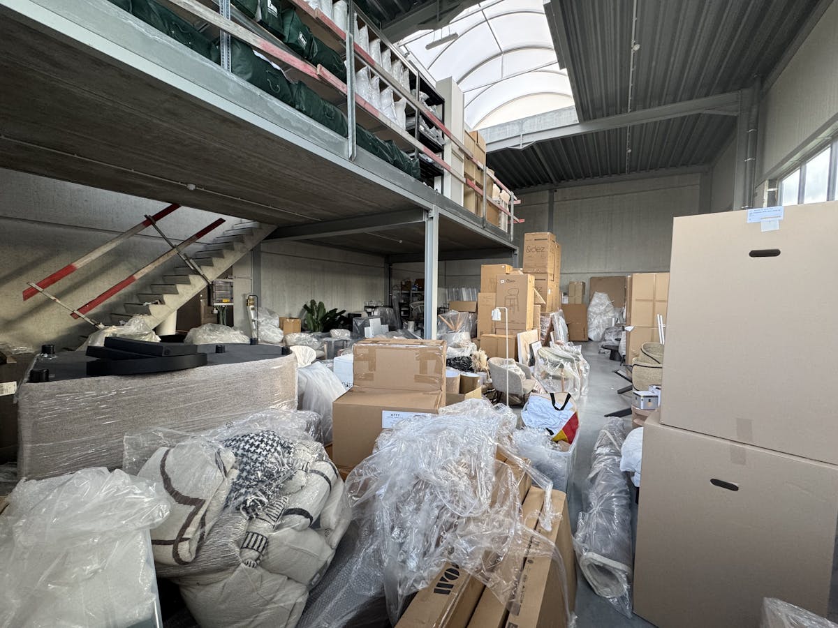 Warehouse with mezzanine for rent (150 m²) - photo 5