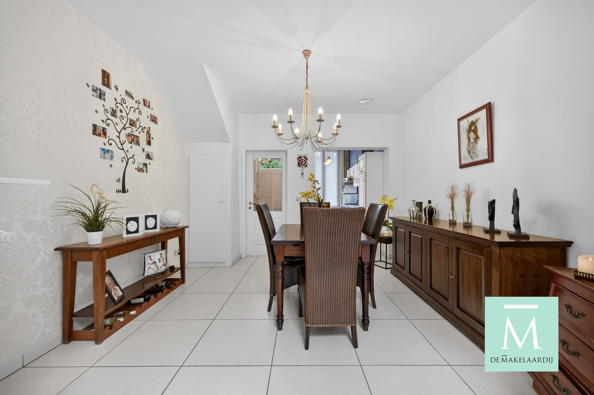 Instapklare woning met 3 slaapkamers en gezellig stadstuintje op toplocatie! - foto 3