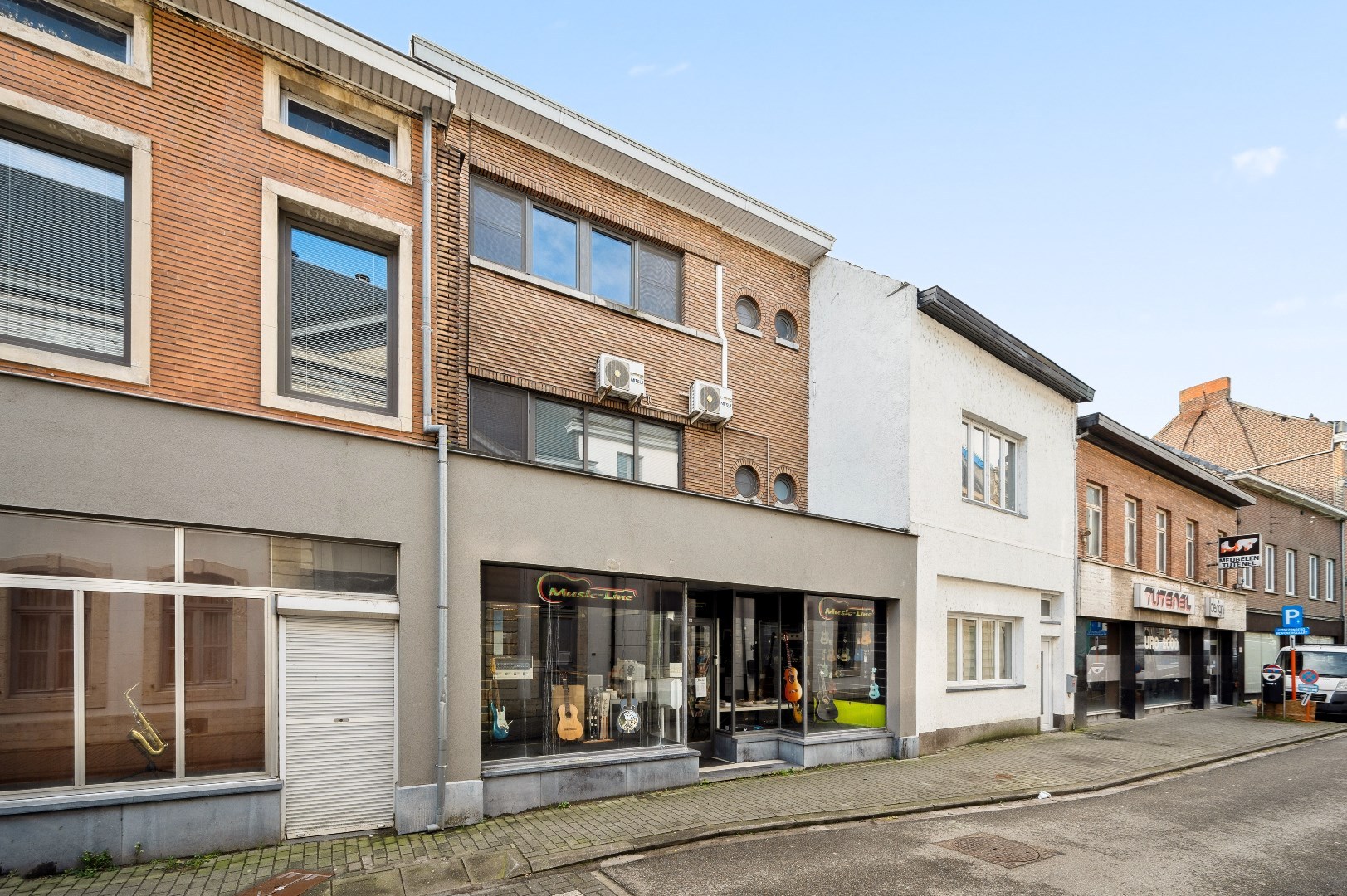 2 gekoppelde woningen met handelsruimte en woonst - foto 5