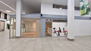 Commercial à louer à Genk