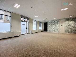 Tel: +32.456.13 43 88 / E-mail: matthieu.goffin@weinvest.beWe Invest biedt u met trots dit prachtige kantoor van 184 m² aan, gelegen in de...