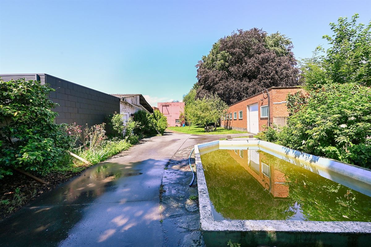Te renoveren woning en magazijnen op 3100m² - foto 5