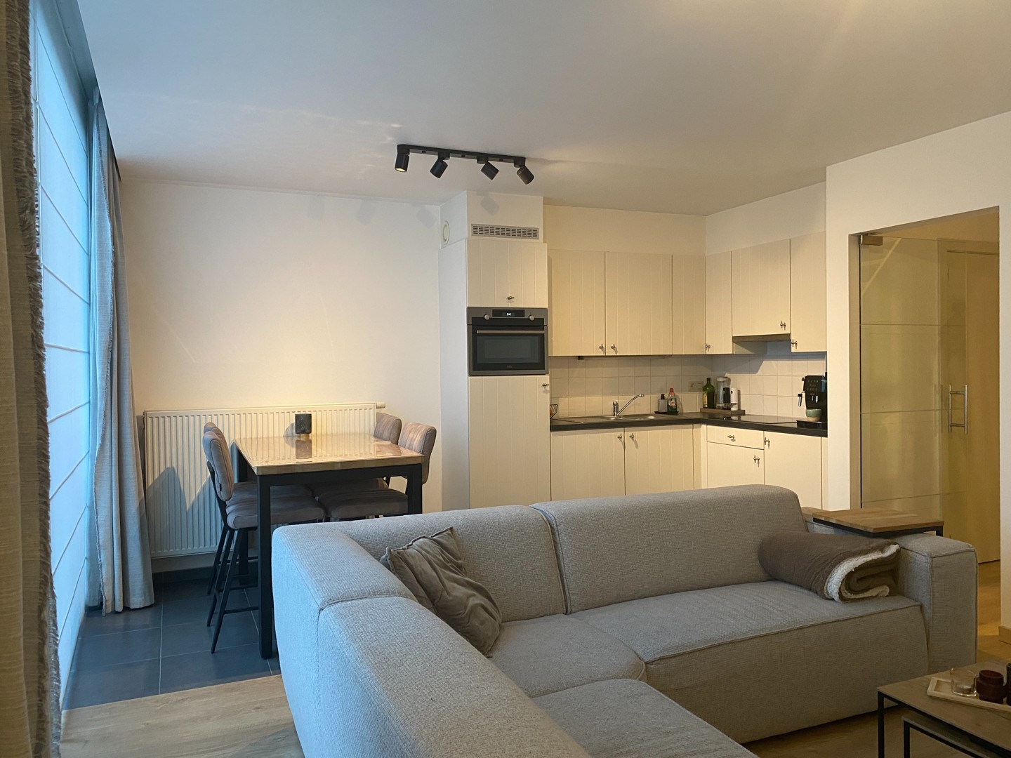 Apartment for rent in Oosteeklo with 2 bedrooms - photo 2