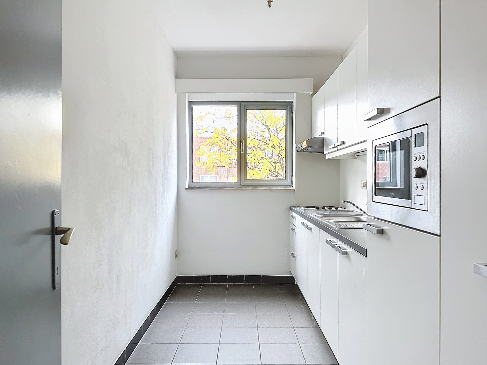Apartment for sale in Antwerp with 2 bedrooms - photo 2