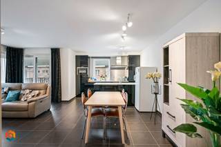 Op een toplocatie in Duffel vinden we dit energiezuinig-appartement met 2 slaapkamers, terras en een ondergrondse staanplaats. U bevindt zich hier...