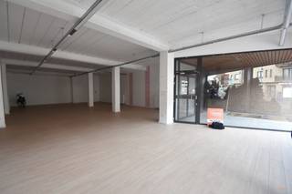 NIEUW BIJ ANIMOVASTGOED!!! Handelspand op toplocatie te Houthalen! Horeca toegelatenDit ruime handelspand met uitstekende visibiliteit bevindt zich...