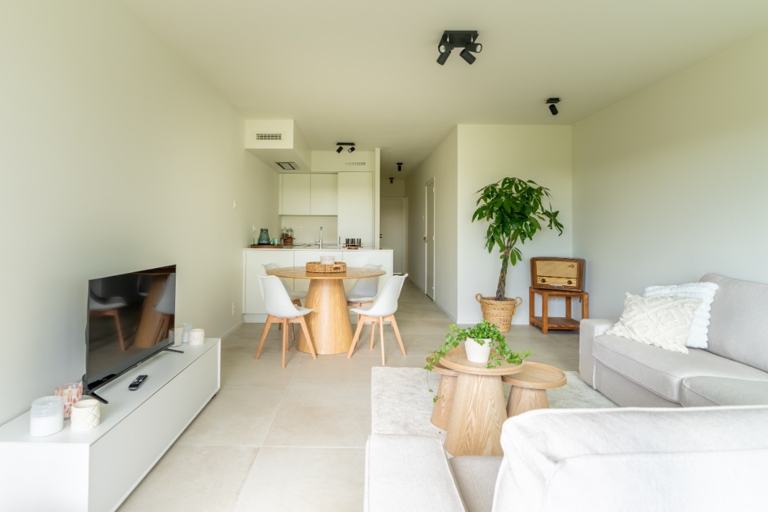 Prachtig gerenoveerd 3 - slaapkamerappartement - foto 3