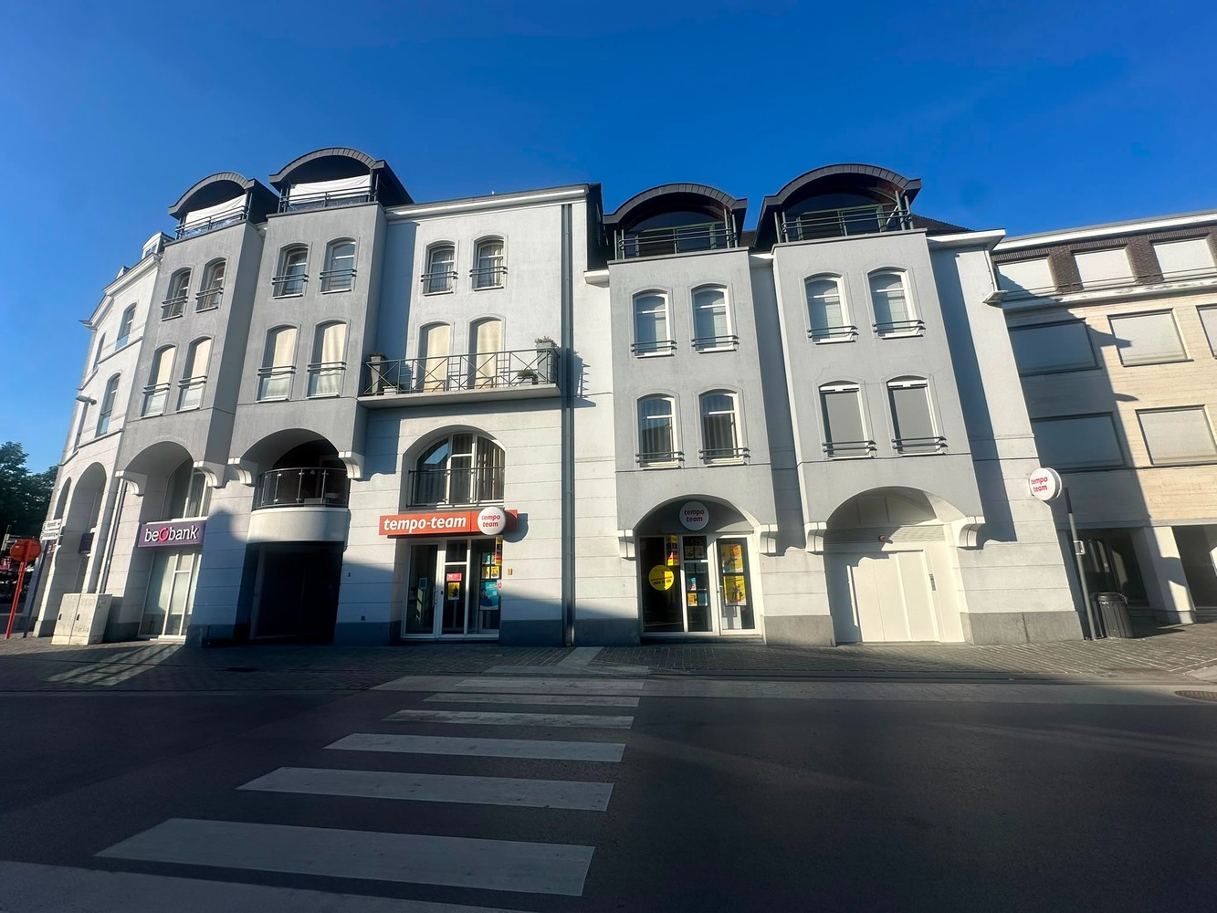 TE HUUR – KANTOORRUIMTE 195 m² | KEIZERSPLEIN AALST - foto 4
