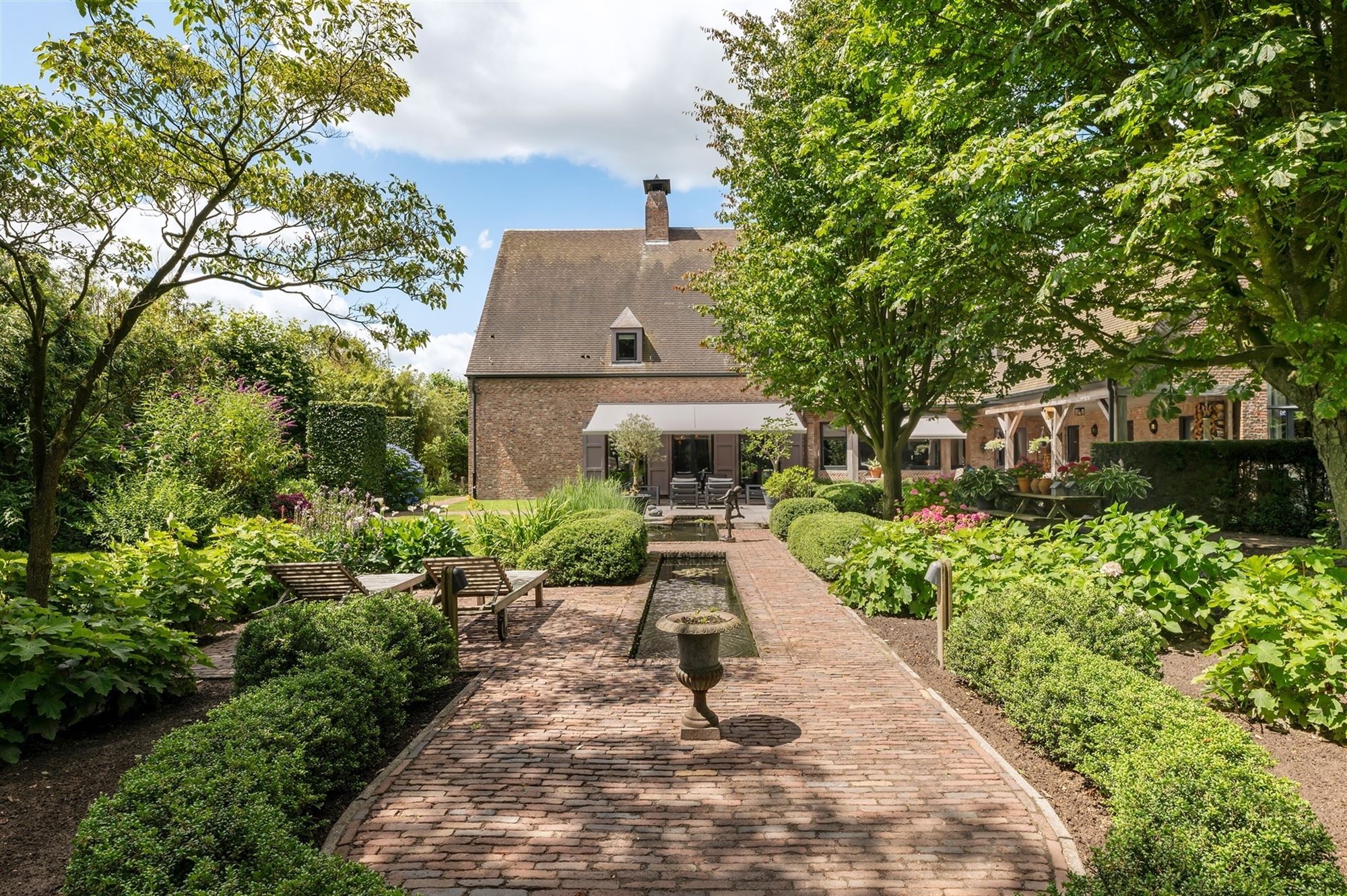 Ruime villa met kantoor of praktijk aan huis - foto 3