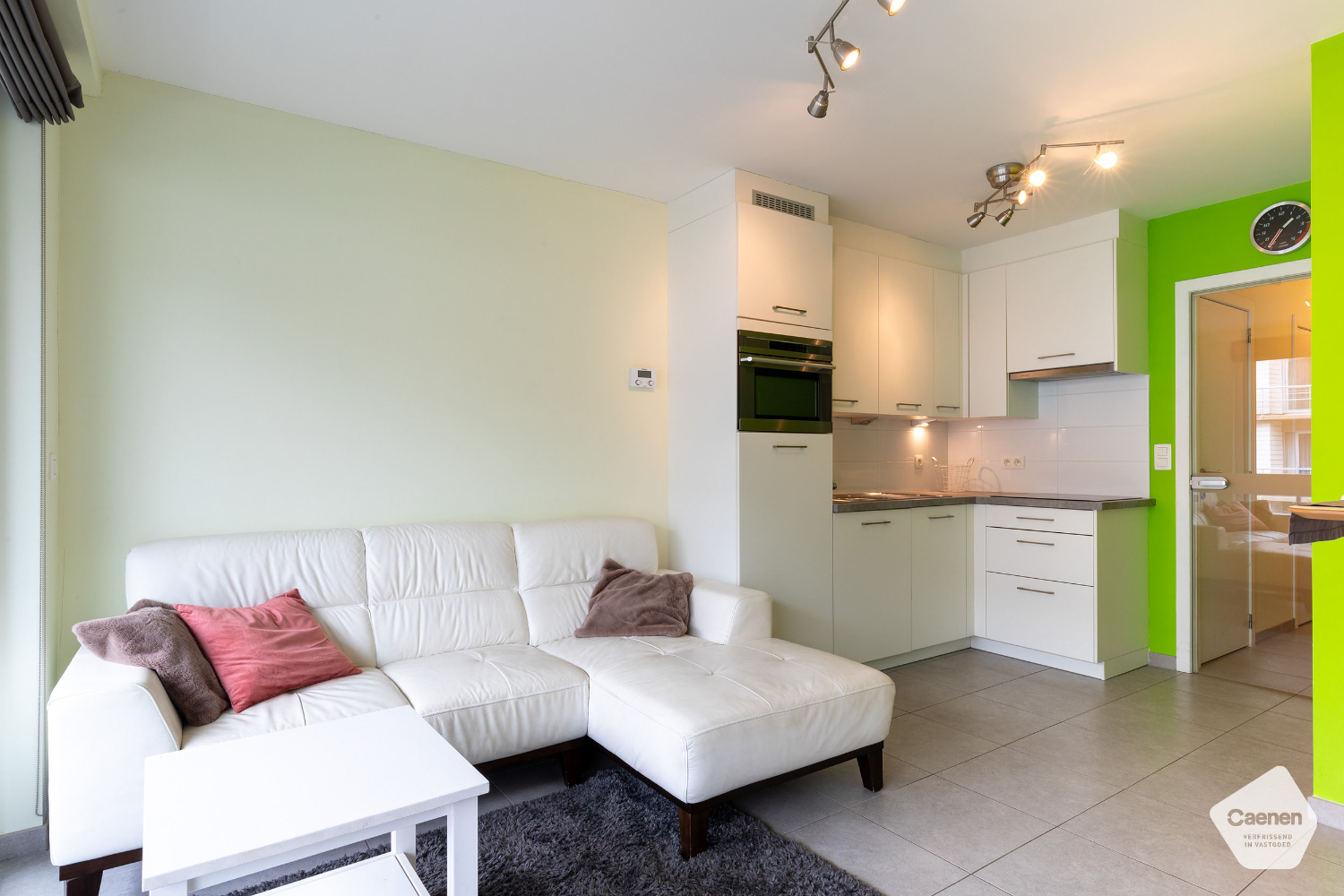 Zeer recent, instapklaar appartement met 2 slaapkamers - foto 5