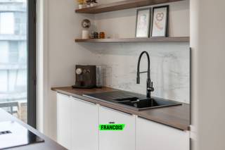 Ontdek dit schitterend gerenoveerde appartement, ideaal gelegen aan de Koninginnelaan 62. In 2025 werd het appartement volledig vernieuwd, met...