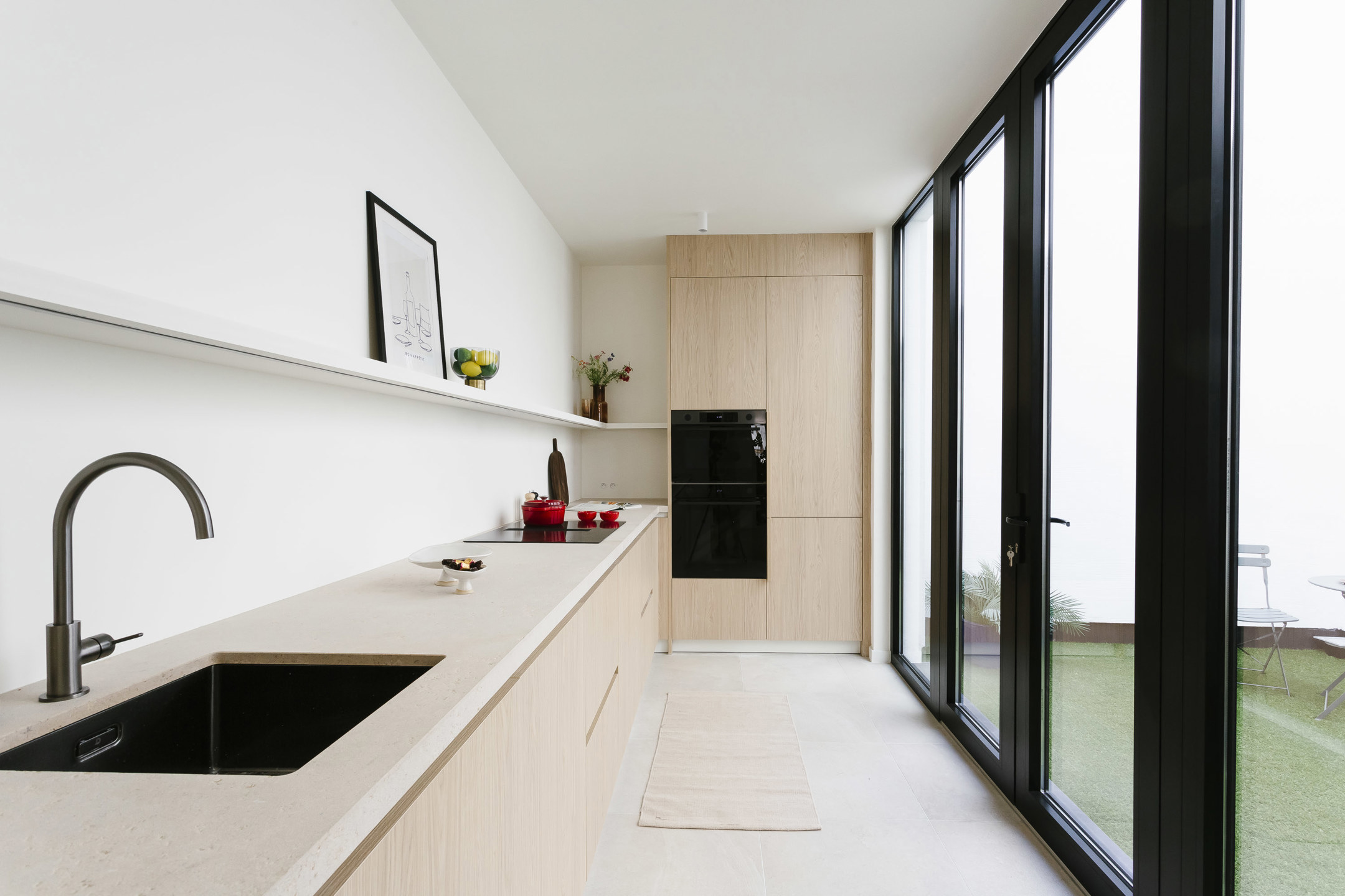 Lichtrijke herenwoning op toplocatie in hartje Antwerpen. - foto 4