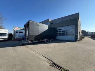 Opslagruimte te huur in Aalst, uitstekend gelegen in het Wijngaardveld. De opslagruimte beschikt over 4-6 meter vrije hoogte,...