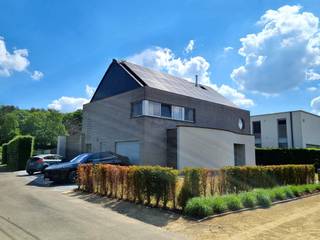 Recente villa, rustig gelegen te Tremelo (Baal) met gunstige verbinding naar Leuven en Aarschot. Gelegen op een oost georiënteerd perceel van...