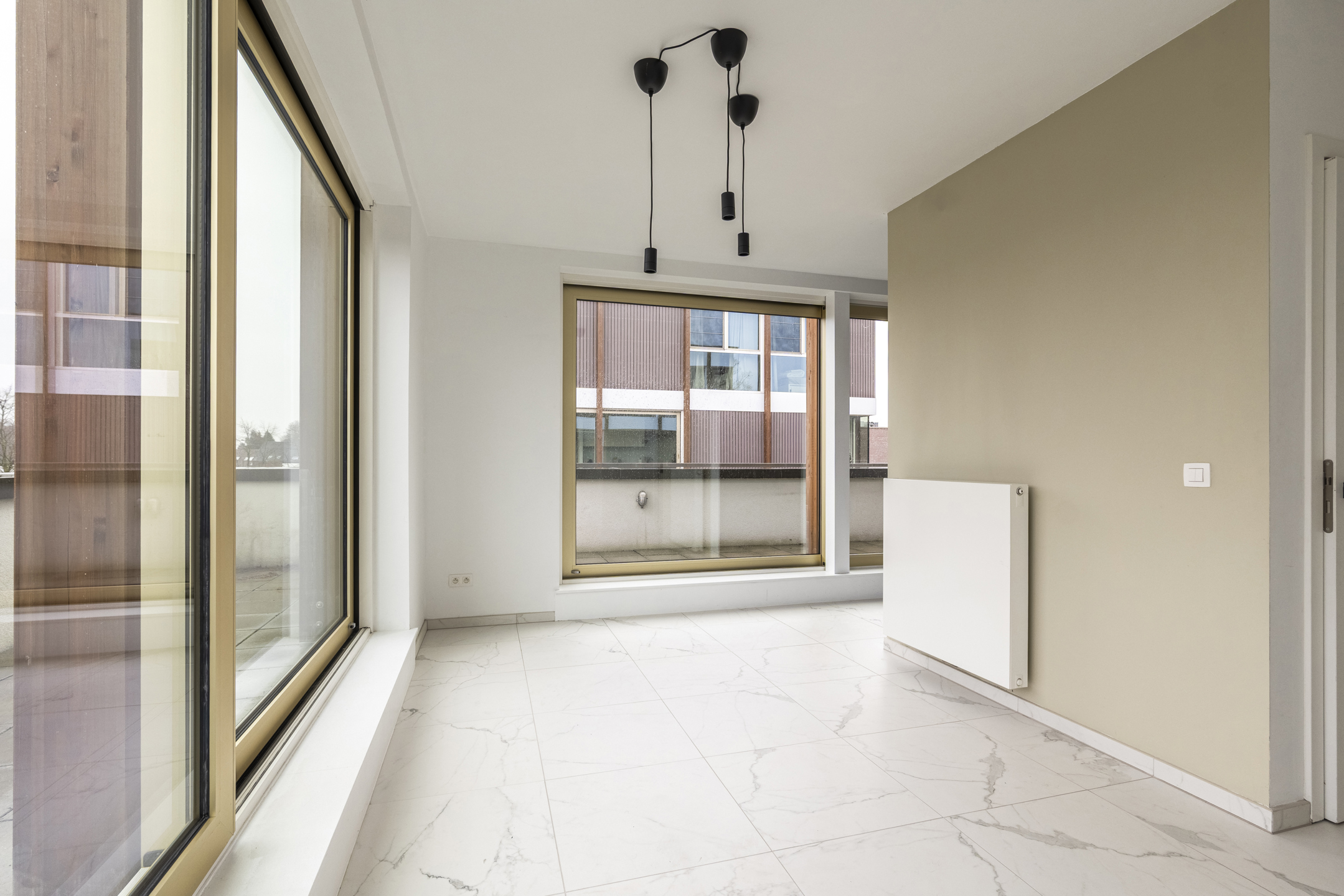 Fantastische duplex met 3 slaapkamers en ruim zonneterras - foto 3