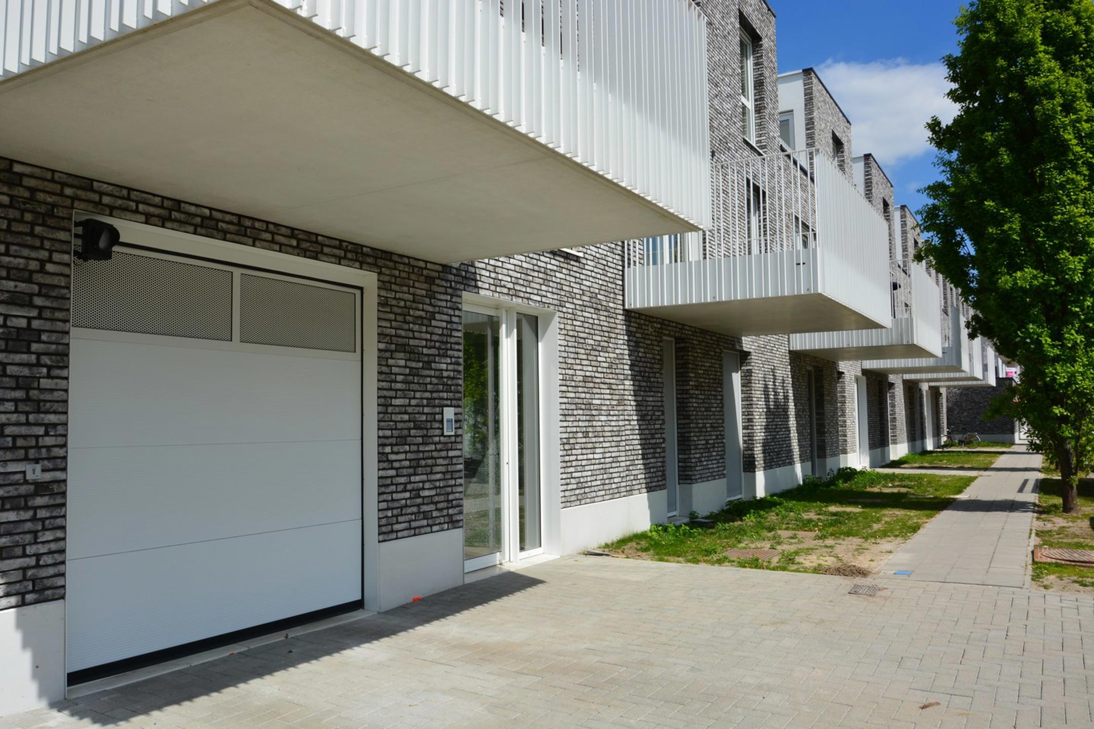 Ondergrondse autostaanplaats nabij centrum Beveren - foto 2