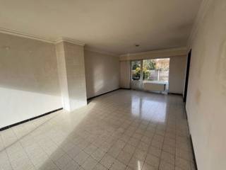 Deze leuke woning in Hasselt kan binnenkort van jou zijn!We vertellen je hier graag meer over!Over de woonruimte.Deze woningen hebben een garage,...